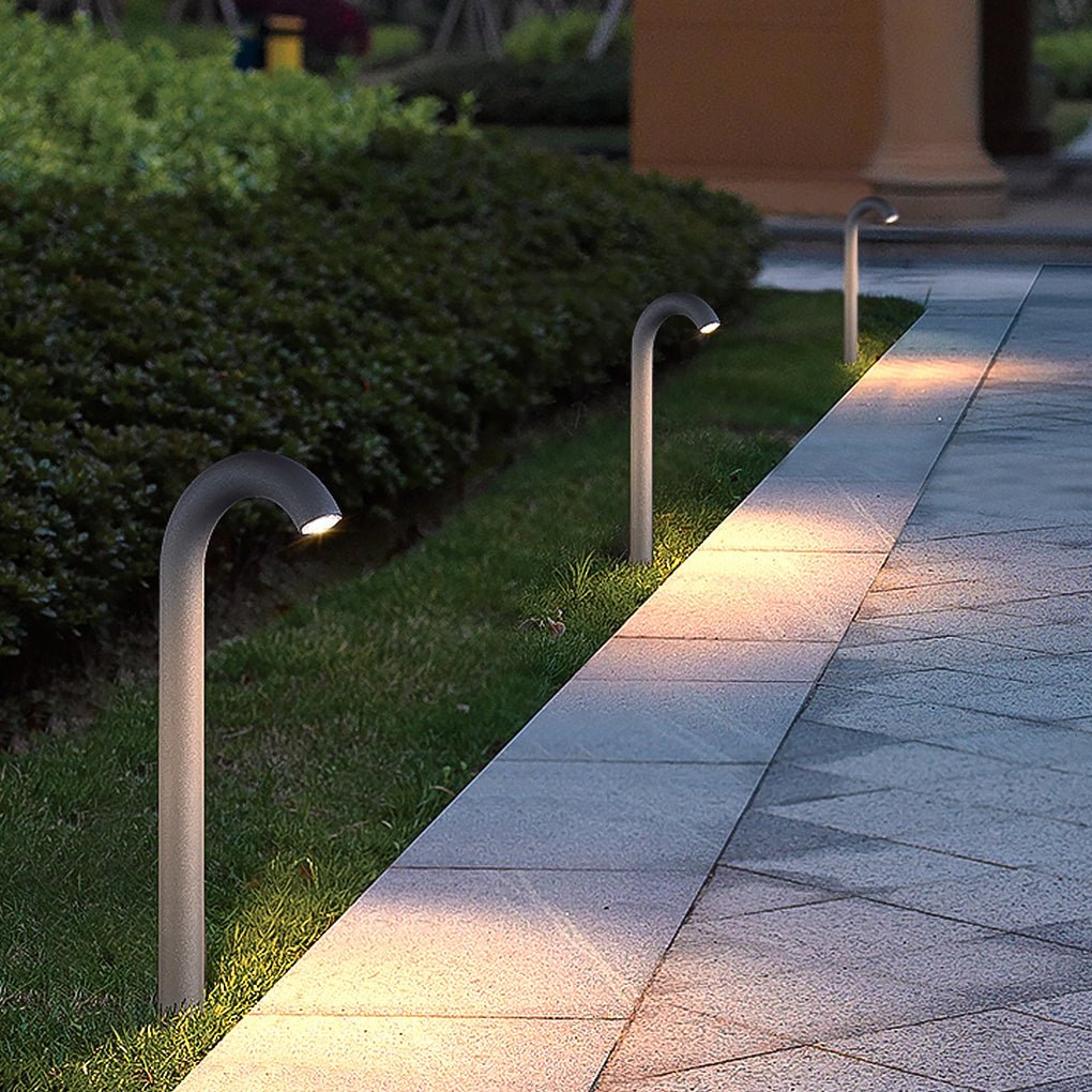 Blackb Curved Arch Aluminum Outdoor Paths Light